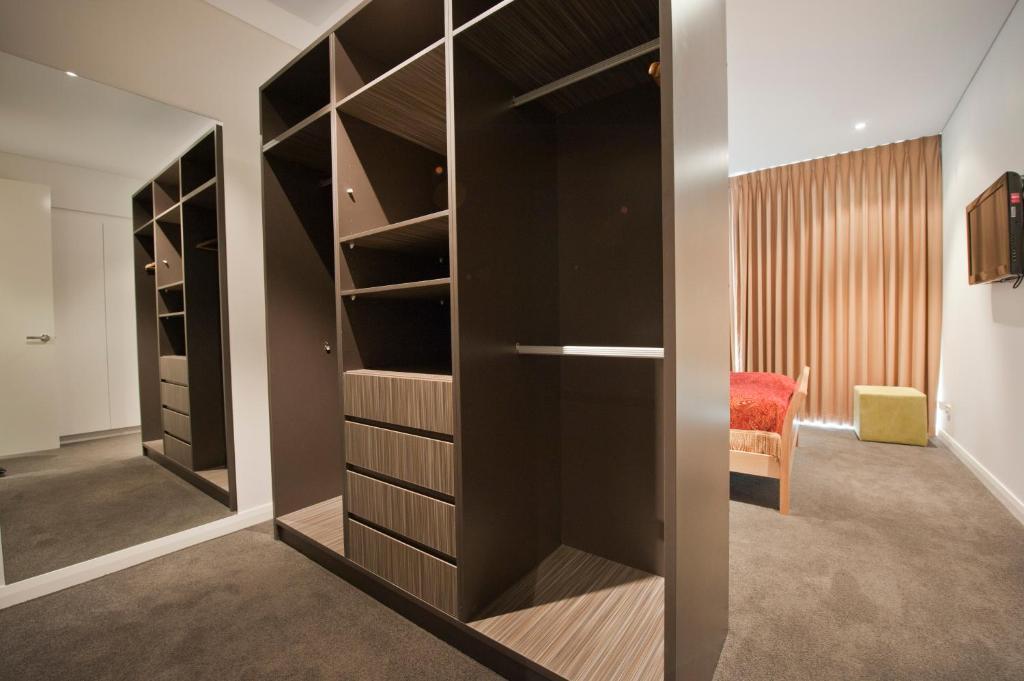 קנברה Lj Hooker Manuka Prestige Accommodation חדר תמונה