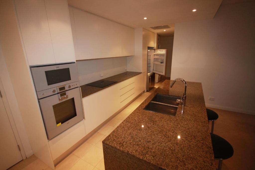 קנברה Lj Hooker Manuka Prestige Accommodation חדר תמונה