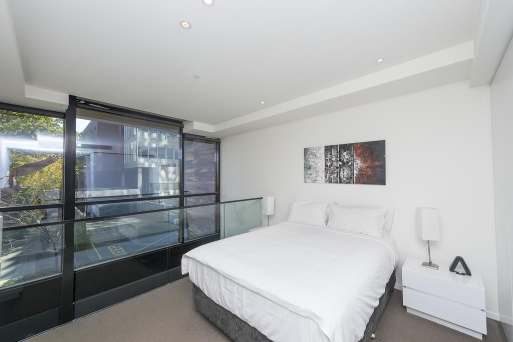 קנברה Lj Hooker Manuka Prestige Accommodation מראה חיצוני תמונה