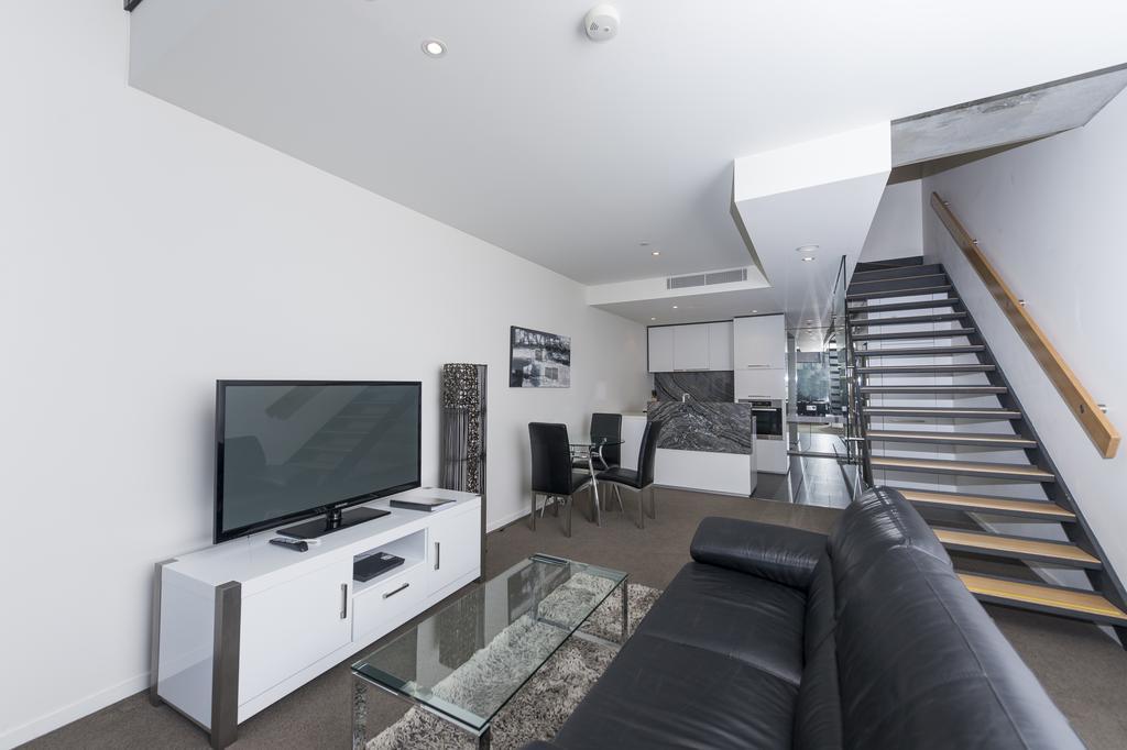 קנברה Lj Hooker Manuka Prestige Accommodation מראה חיצוני תמונה