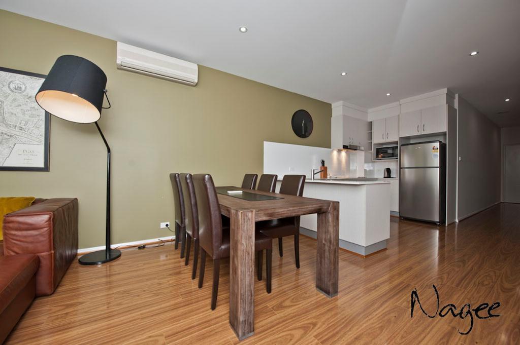 קנברה Lj Hooker Manuka Prestige Accommodation חדר תמונה