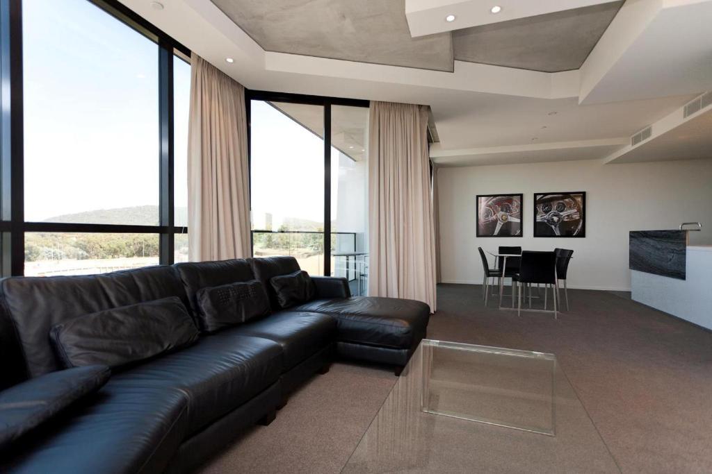 קנברה Lj Hooker Manuka Prestige Accommodation חדר תמונה